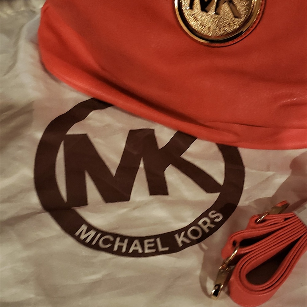 Michael Kors Bag - Picture 3 of 8